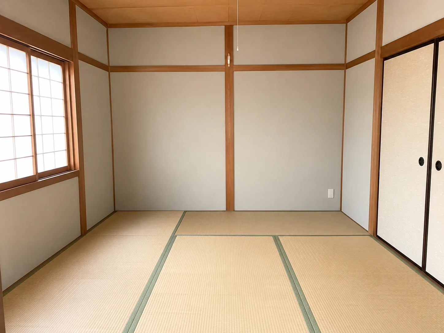 一戸建ての遺品整理後の和室